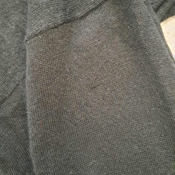 Lands' End black thin lightweight V-Neck 100% Cashmere sweater ladies XL - Picture 6 of 8